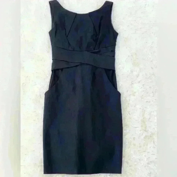 Black Dress - Picture 1 of 3